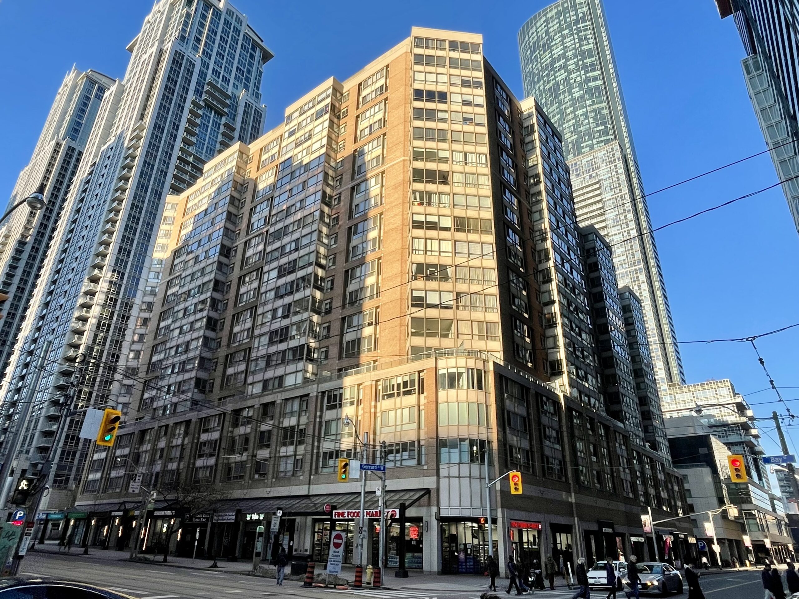 The Liberties - 711 Bay Street Toronto